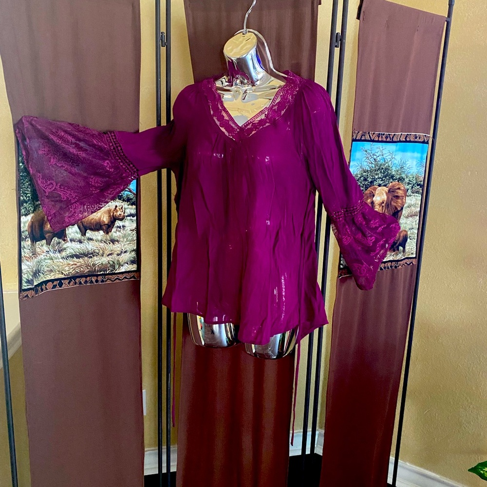 Women’s No Boundaries Butterfly Blouse